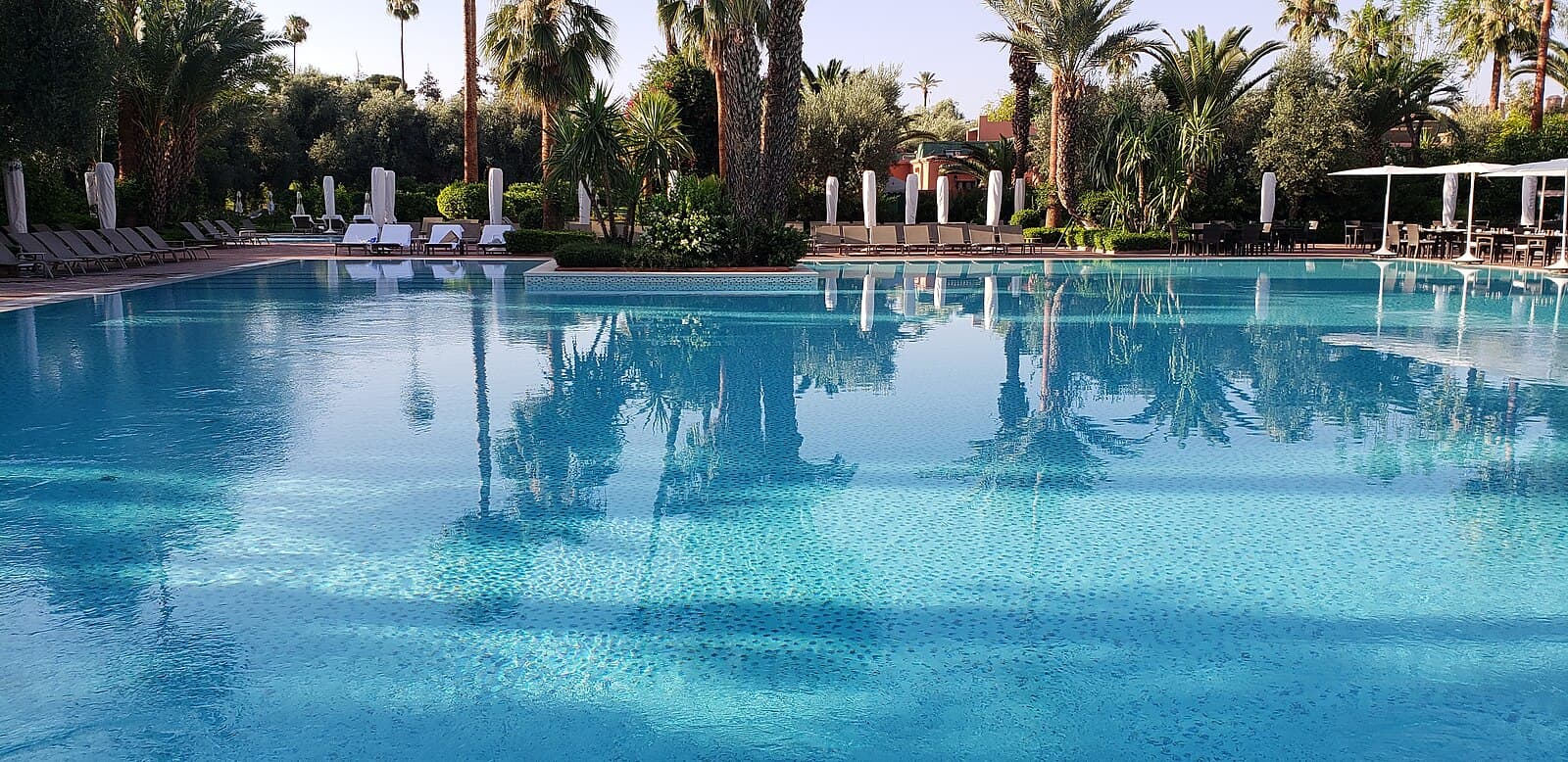 Expertise d'un hôtel au Maroc — RevPAR, GOP, VPGA 4 du Red Book RICS
