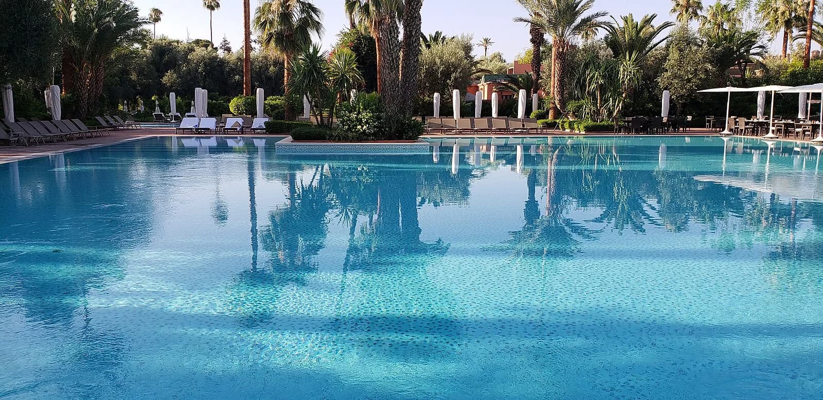 Expertise d'un hôtel au Maroc — RevPAR, GOP, VPGA 4 du Red Book RICS