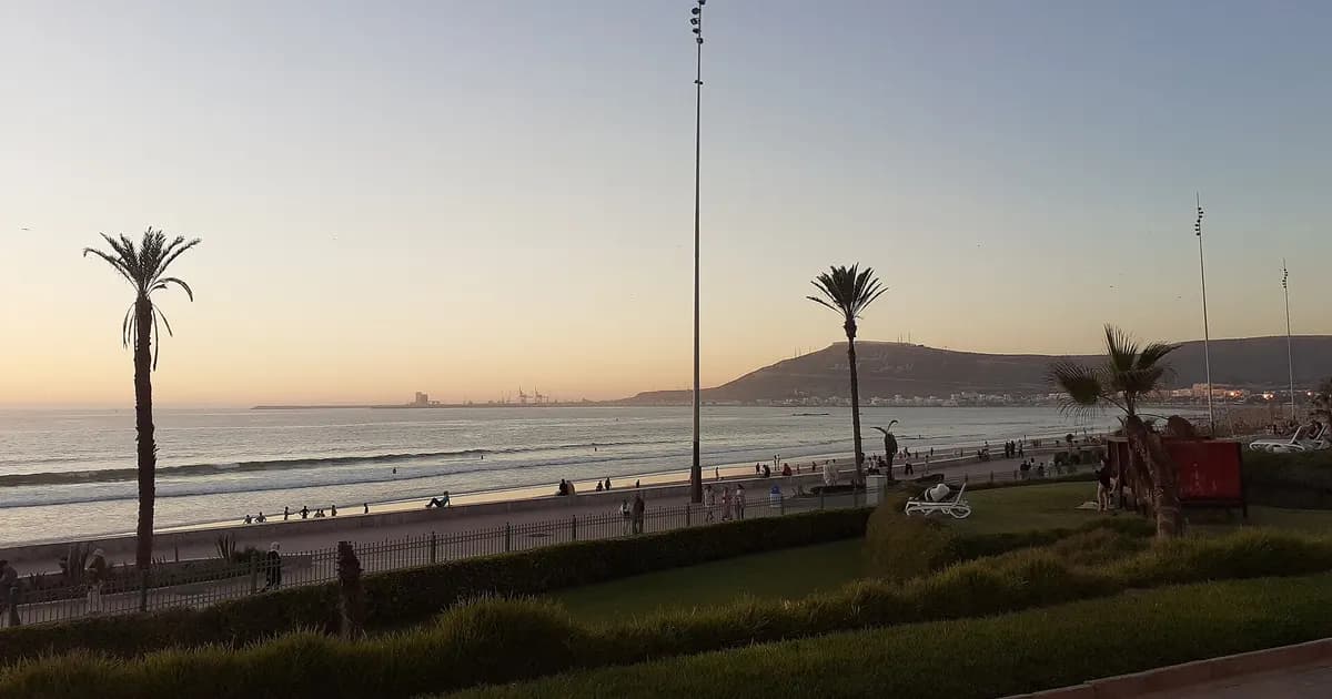 Faire expertiser un bien à Taghazout Bay et sur la côte nord d'Agadir : resorts, surf et arrière-pays arganier