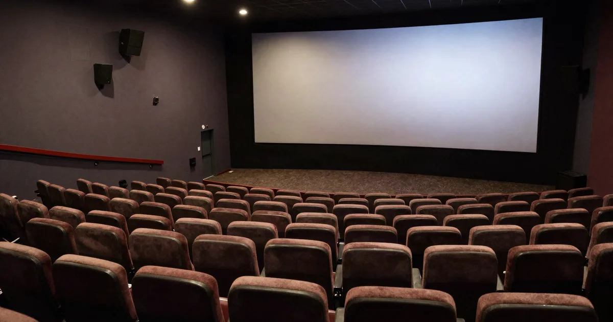 Évaluation d'un cinéma ou multiplexe au Maroc — actif mono-usage et méthodologie RICS