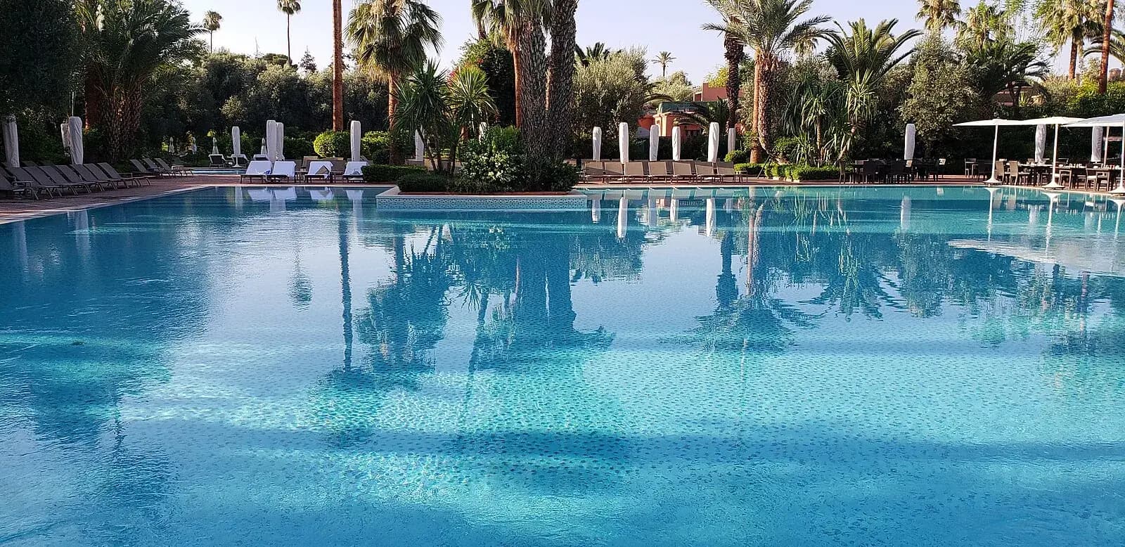 Expertise d'un hôtel au Maroc — RevPAR, GOP, VPGA 4 du Red Book RICS