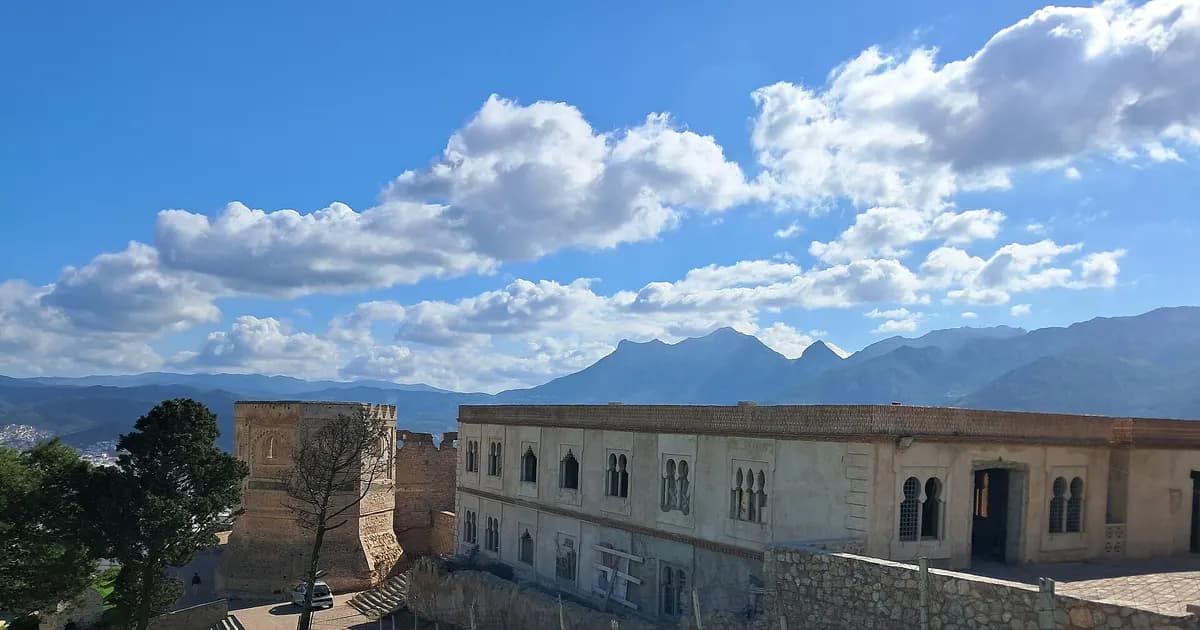 Faire expertiser un bien à Tétouan : médina classée UNESCO, extension urbaine et hinterland côtier