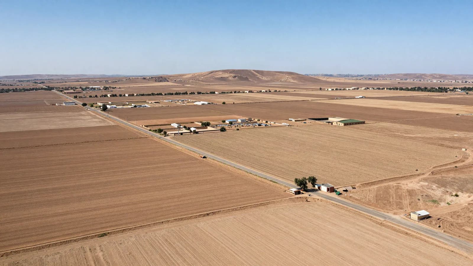 Attestation de vocation non agricole (VNA) — la pièce qui change la valeur d'un terrain au Maroc
